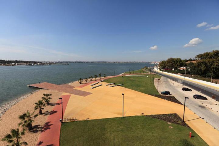 סיישל Apartamento Remodelado No Seixal מראה חיצוני תמונה